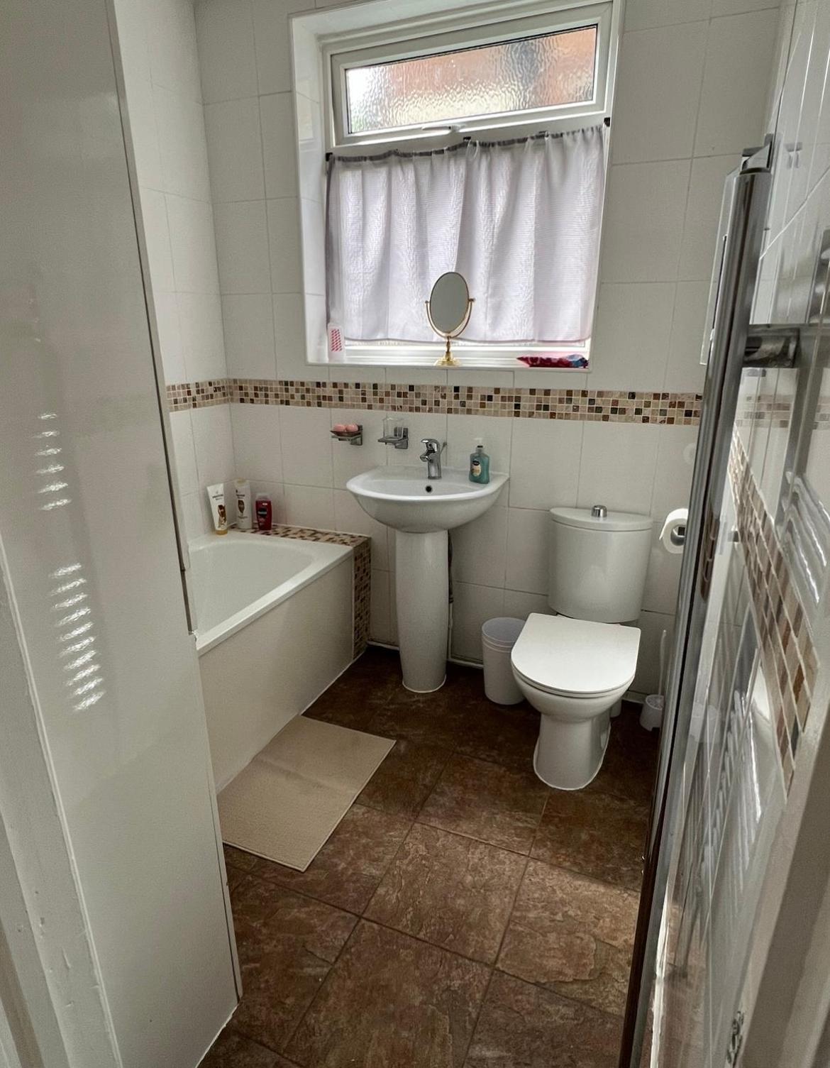 Ferienwohnung 20Mins To Bakerst, Harry Potter & Wembley Stadium! Northwood  Exterior foto